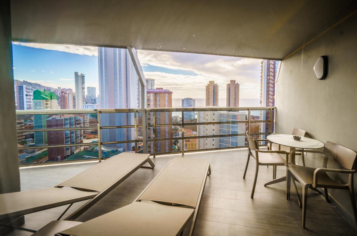 Marina Resort Benidorm - The Original Benidorm Vibe Eksteriør billede